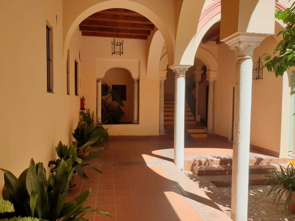 Santa Ana - Palacio Del Infantado 塞维利亚 外观 照片